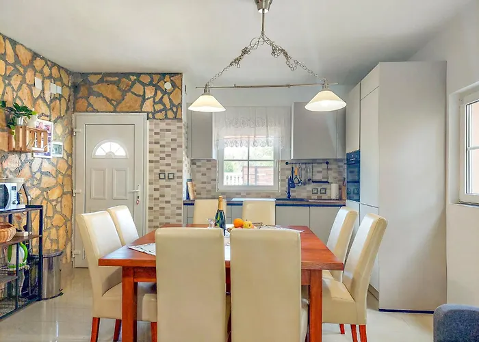 Holiday Home Mikac - Mlk136 By Interhome